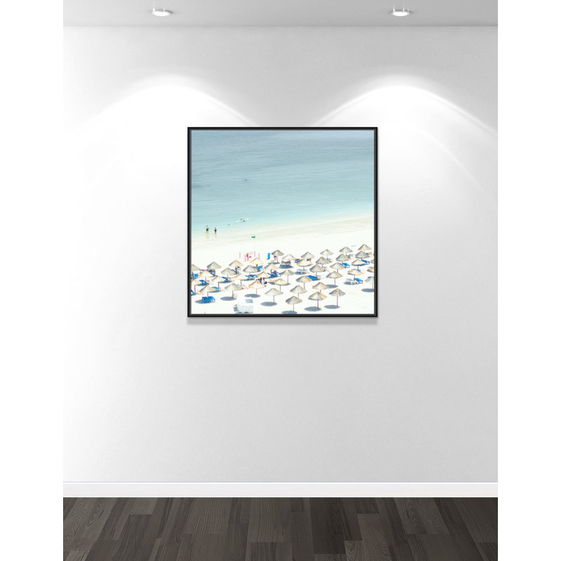 «Sesimbra I» par Ingrid Beddoes - impression, H 37,5 po x l 37,5 po x P 2 po, Toile avec cadre noir