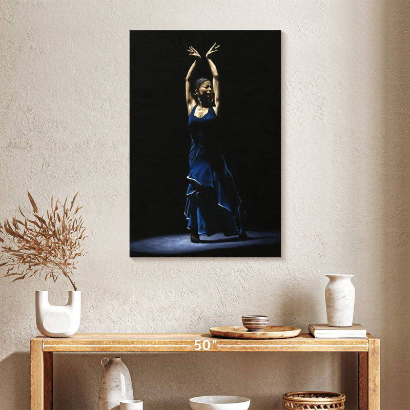 Bailarina A Solas Del Flamenco, H 36 po x l 24 po