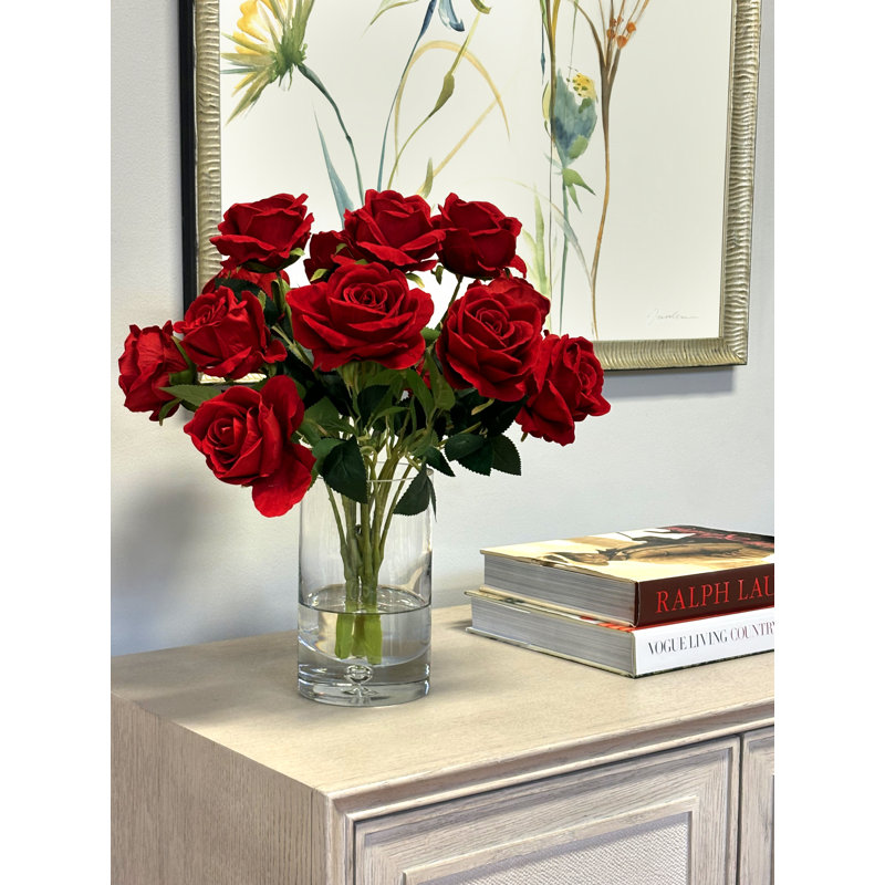 Roses Floral Arrangement in Vase, Red