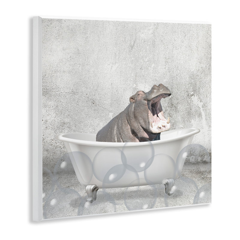 «Baby Hippo Bath Time» - reproduction d'art