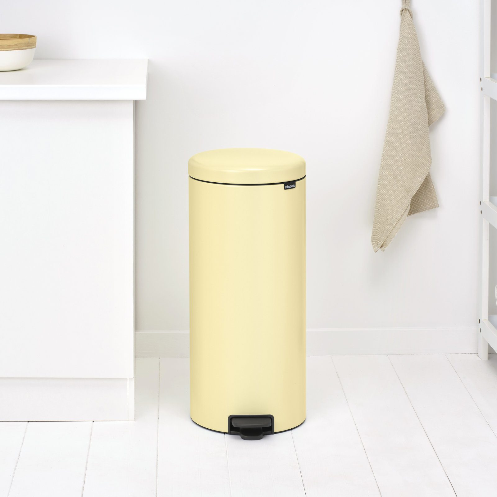 Brabantia Newicon 8gal Step-On Trash Can, Mellow Yellow