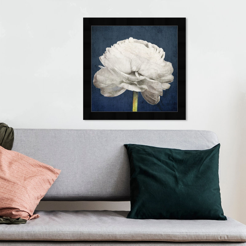 «White and Blue Rose Flower», impression encadrée, Cadre noir, H 14 po x l 14 po