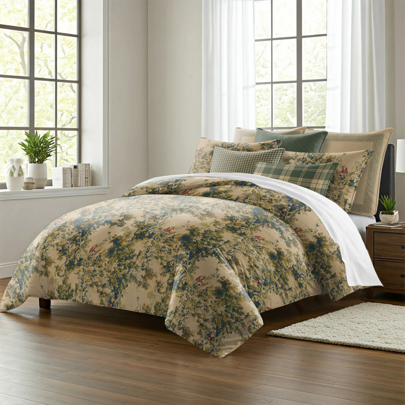 Dolce  Empire Gold Cotton Duvet Cover Set  8 Piece, Full Duvet Cover + 7 Additional Pieces
