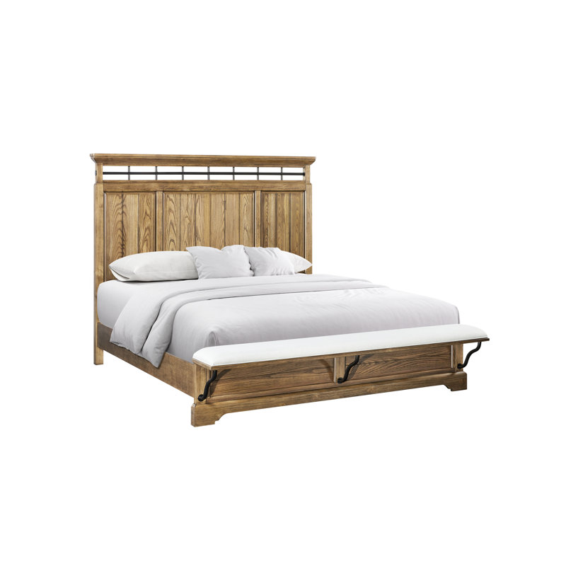 Combinaison de très grand lit et banc à panneau, avec finition ombragée, panneaux de bois disposés verticalement sur la tête de lit avec rail décoratif décoratif en métal, rembourrage au pied du lit, placages de teinte chaude,