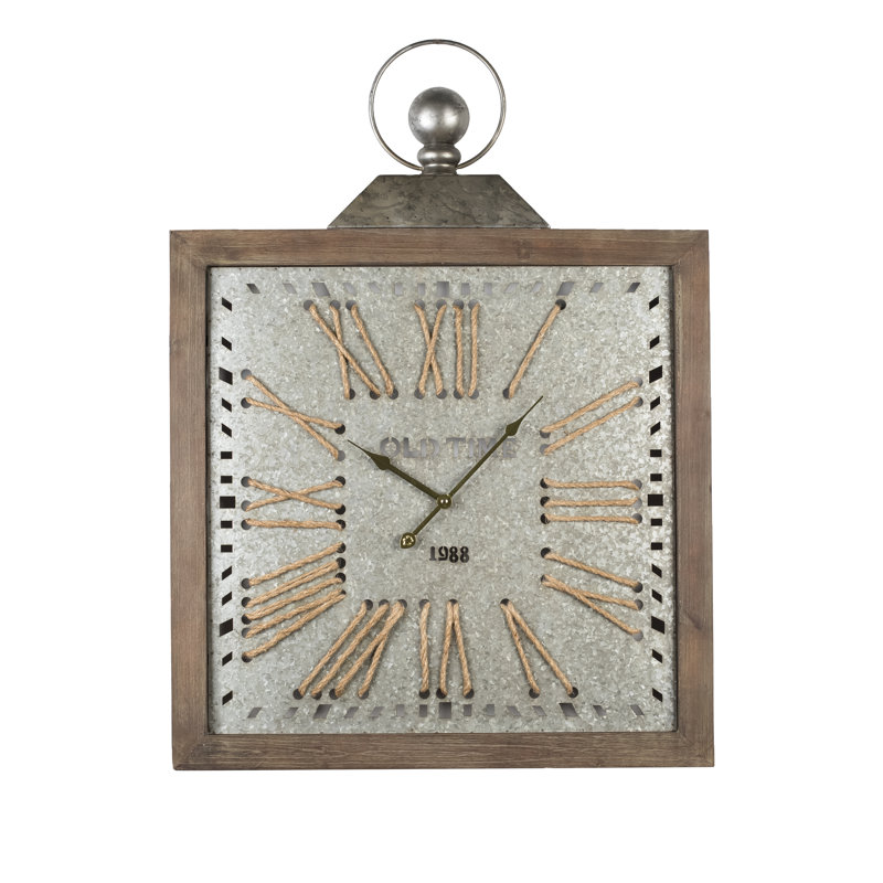 Horloge murale surdimensionnée 24" Kittie