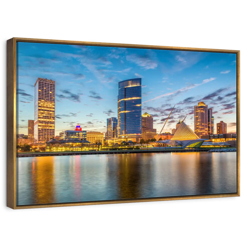 Milwaukee Cityscape, 46 po x 31 po, Cadre flottant doré