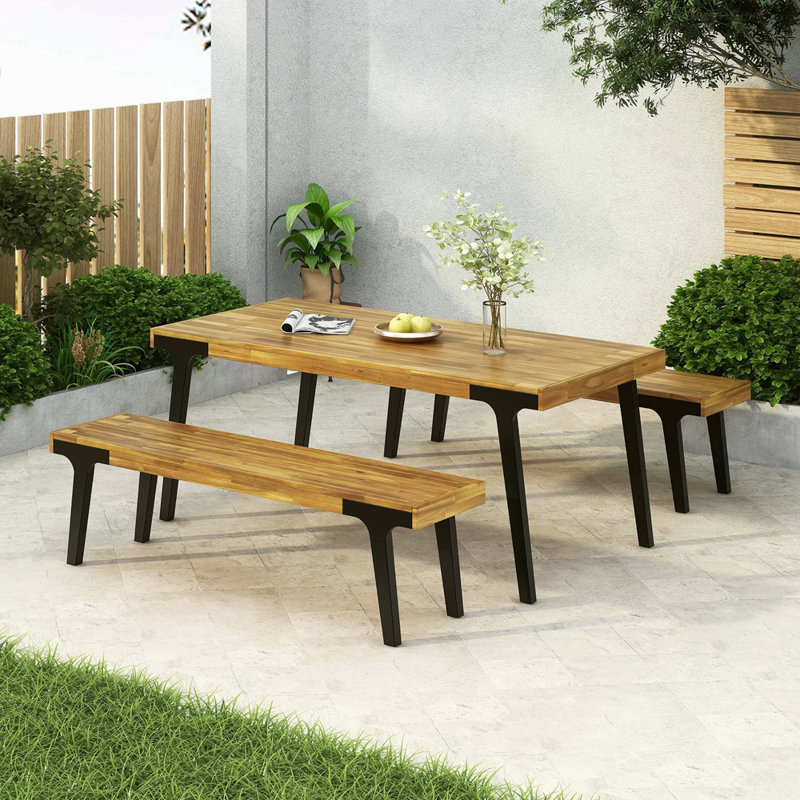 1 table à manger + 2 bancs à manger