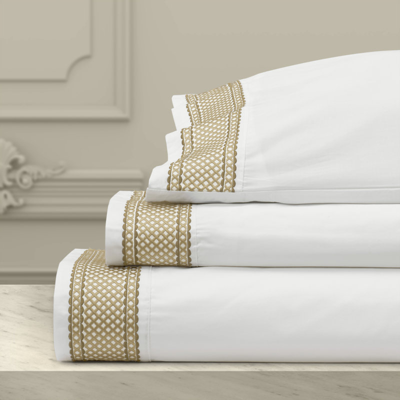 Monarch - Sheet Queen 4Pc. Sheet Set, Queen Sheet Set with 2 Pillowcases, Gold