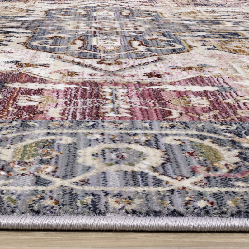 Tapis à bordures antidérapantes Nalae, Rectangle 7 pi 10 po x 10 pi 6 po