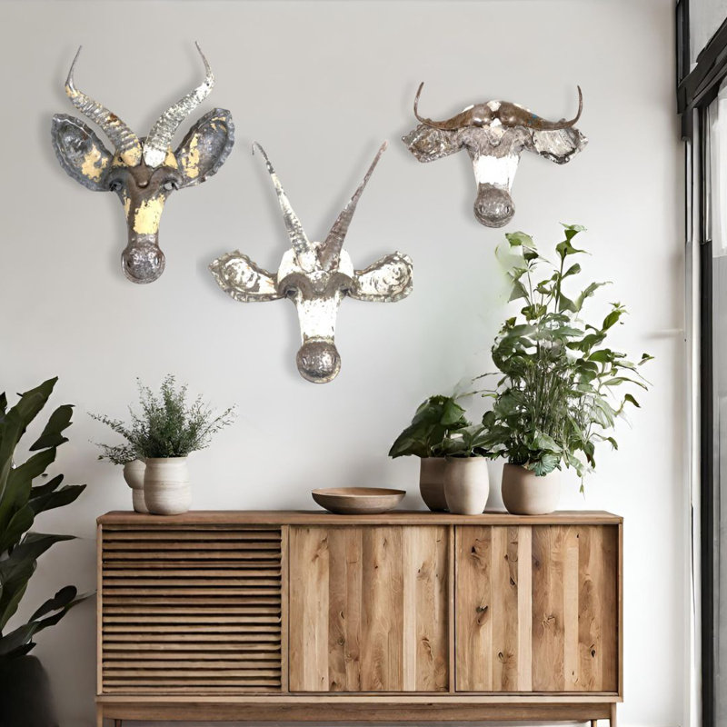 Masque animal Springbok - art mural en métal recyclé