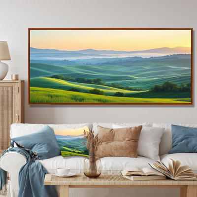 Impression sur toile encadrée Counrtive Rolling Hills At Dawn III - campagne