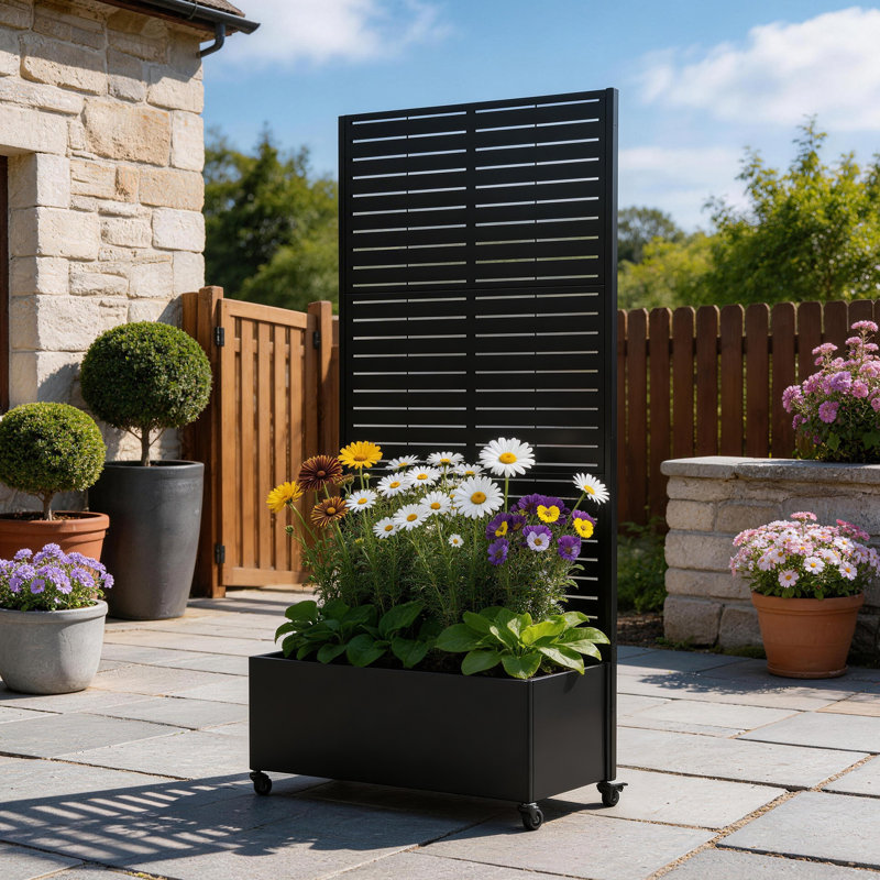 Boîte à fleurs en métal avec treillis Delaney, H 70,8 po x l 35,5 po x P 15,7 po, Black