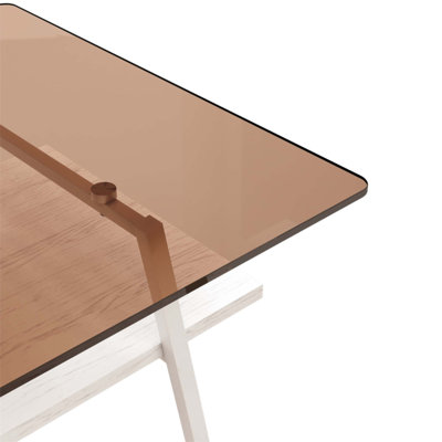 Table basse moderne moderne avec plateau en verre trempé et pieds en métal robustes, parfaite pour les salons élégants