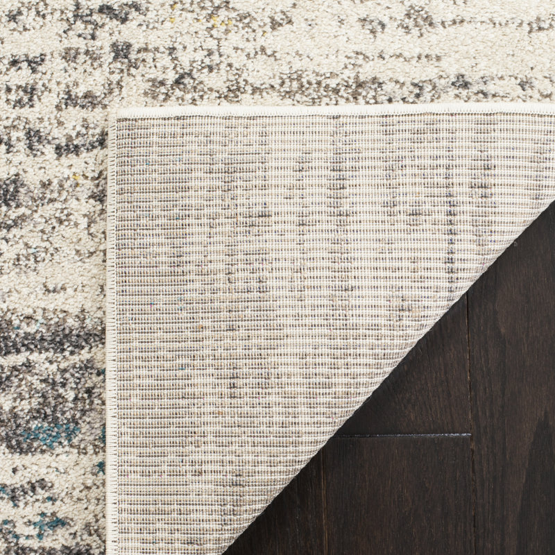 Sorensen Performance Chevron Rug, Runner 2'2" x 6'