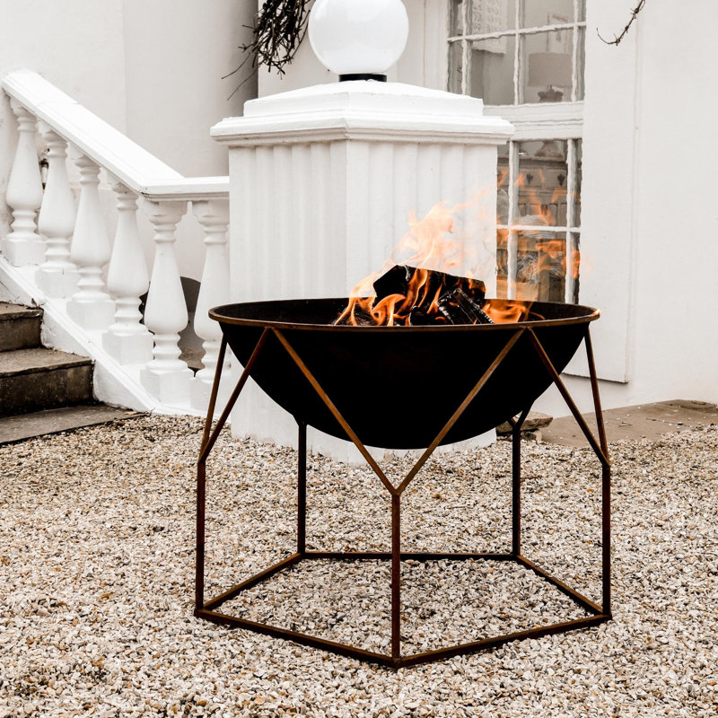 Buckingham Firebowl, Rust