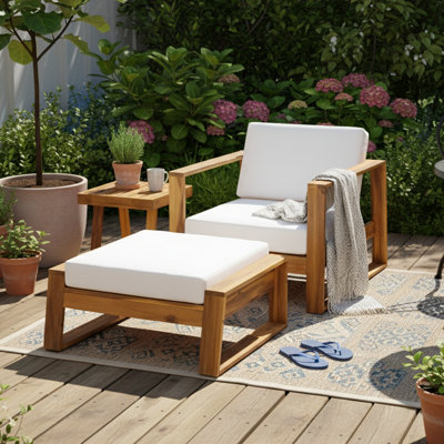 Set of 2 White Acacia Wood Outdoor Lounge Chairs - Weather-Resistant Frame - Cushions Included