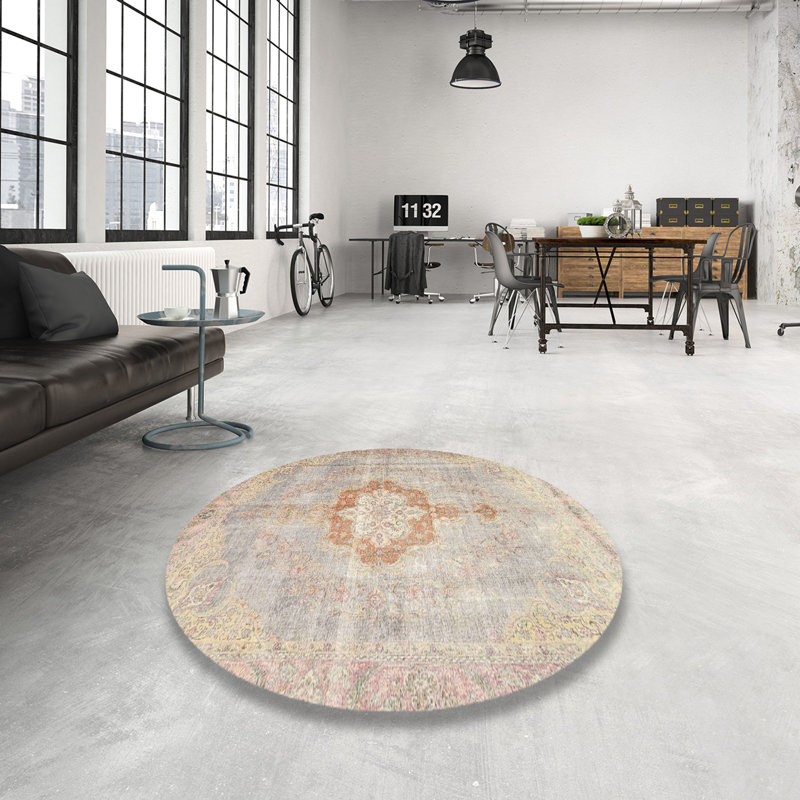 Oriental Indoor Rug, Round 8'