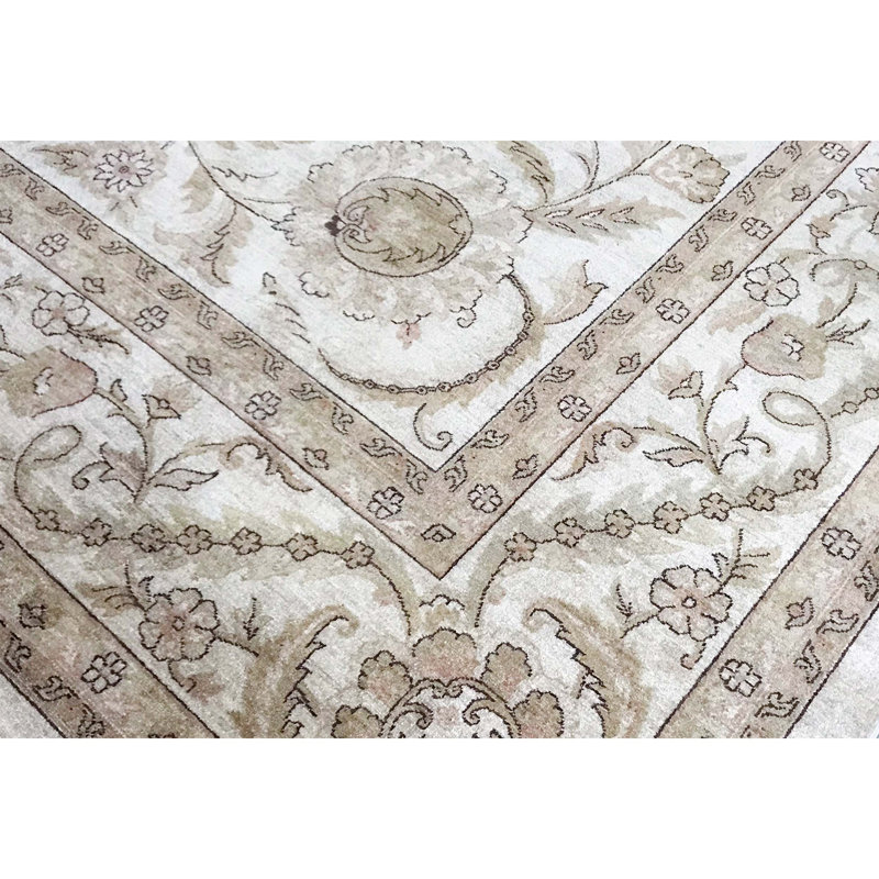 Sultanabad Wool Oriental Area Rug