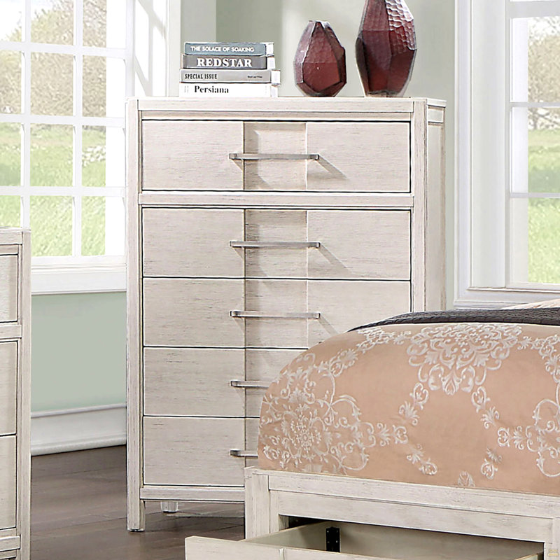 Commode 1 pièce style transitionnel à queue d'aronde anglaise à cinq tiroirs avec poignées courbées et finition blanche