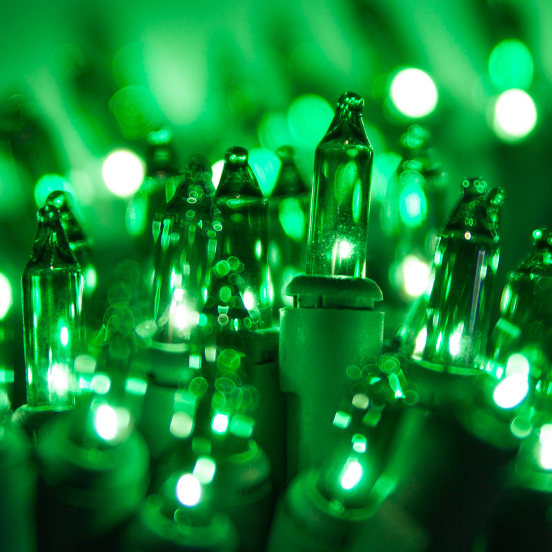 606'' String Lights, Green