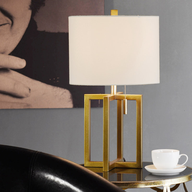Lovetro Metal Table Lamp
