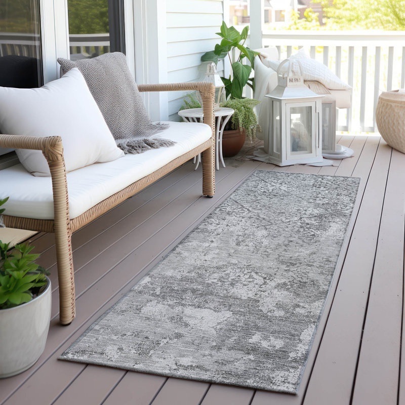 Tapis intérieur / extérieur en polyester ivoire / gris Jenefer, Tapis de couloir 2 pi 3 po x 7 pi 6 po