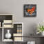 Art mural en verre acrylique 12 po x 12 po «Rooster On Chalkboard 2» par Art Licensing Studio