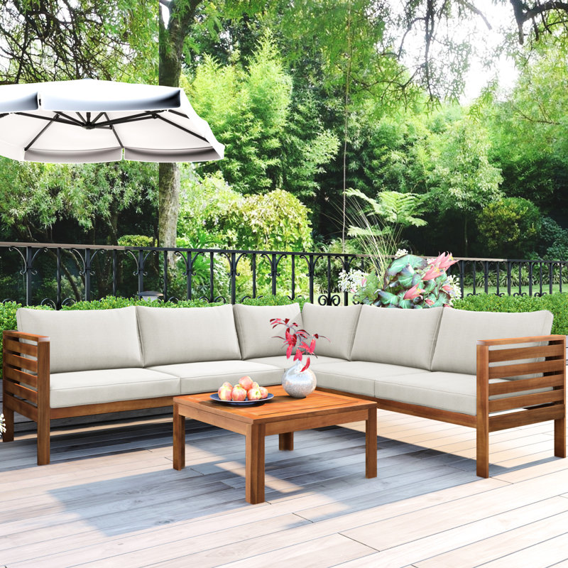 Eau - Bois d'extérieur avec coussins beiges, idéal pour le patio de style japonais protégé fait de balcon