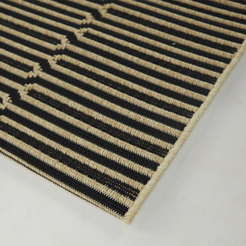 Torkil Indoor / Outdoor Rug, Rectangle 5'3" x 7'