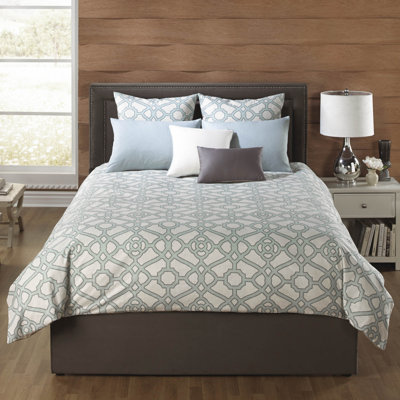 Manton Machine Woven Geometric Shapes Comforter
