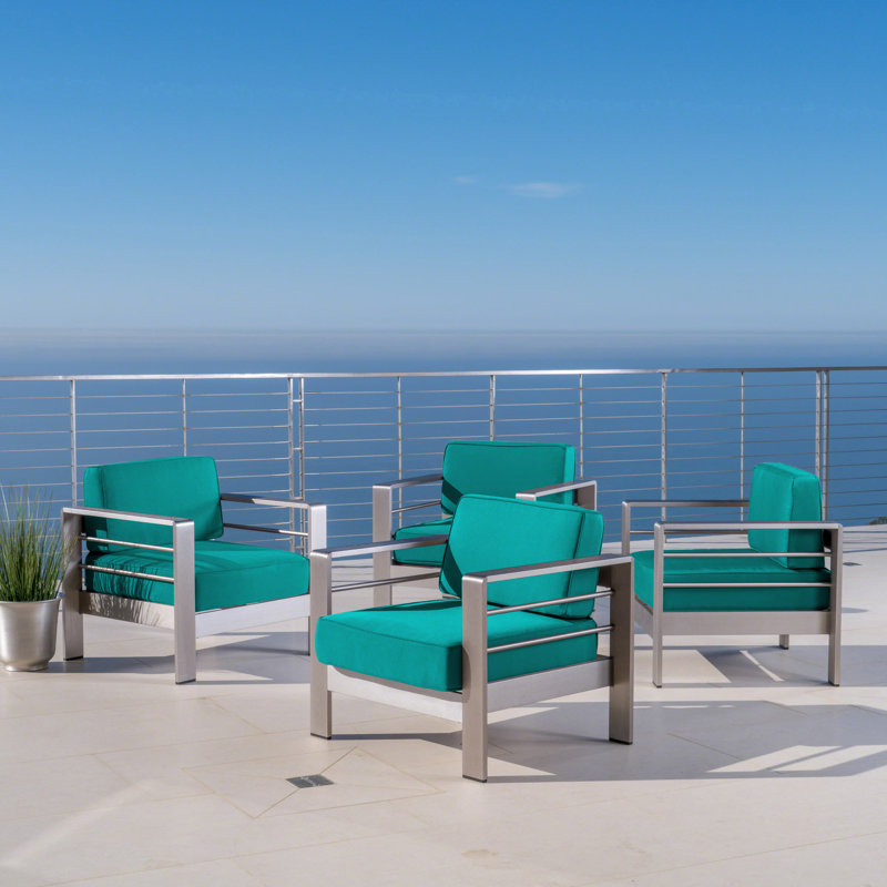 Chaise de patio Elwyn avec coussins Sunbrella