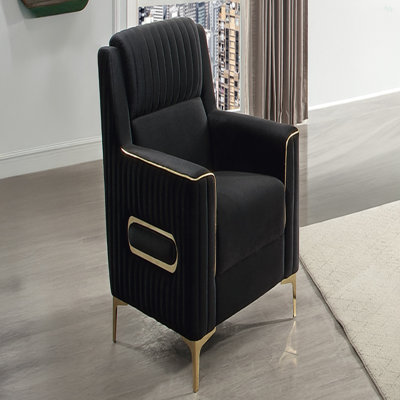Canapé rembourré 3Pc, causeuse et chaise en noir avec structure en bois de bouleau massif, assise à ressorts ensachés et pieds en acier inoxydable doré