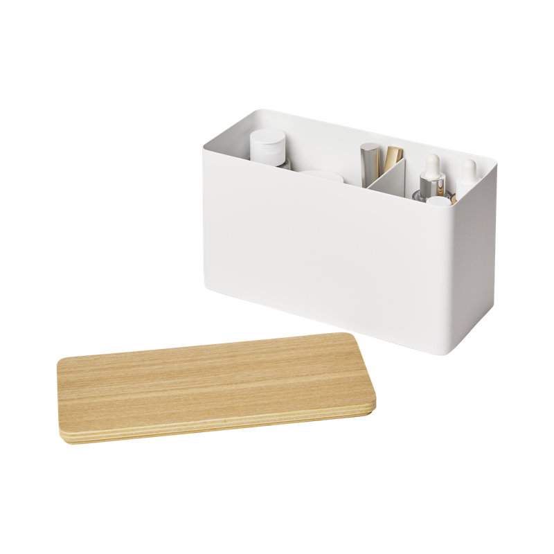 Rin Yamazaki Home, Blanc