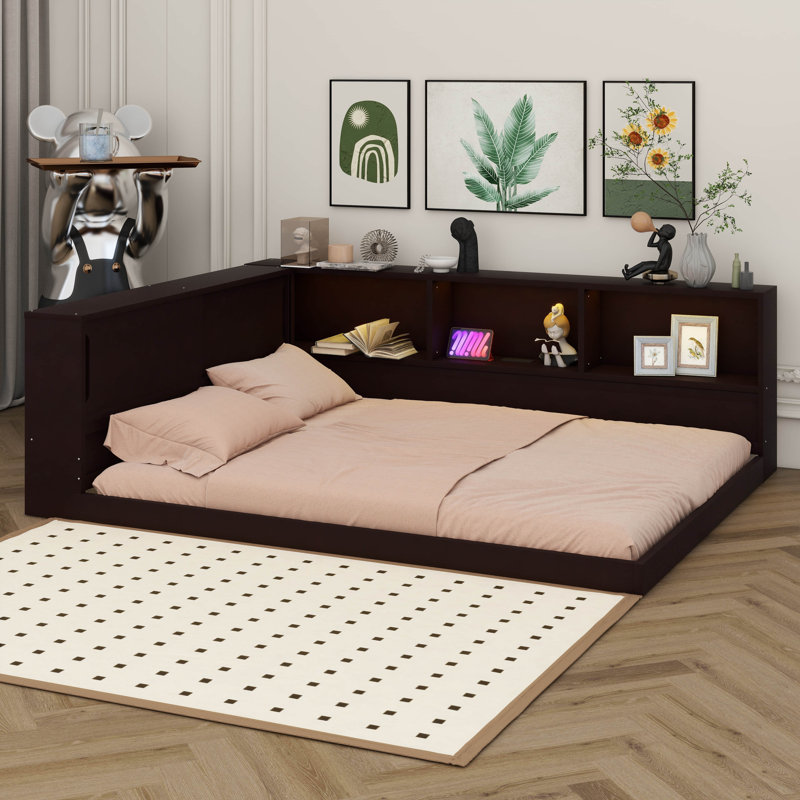 Grand lit d'angle avec tablettes, structure de lit de jour en forme de L avec DEL et rangement, lit de jour en bois grand format avec DEL