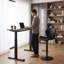 Ensemble de 2 tabourets de bar pivotants, hauteur réglable de 56 à 76 cm, en similicuir noir, avec dossier, pour îlot de cuisine et bar à domicile.-913841972-910476388