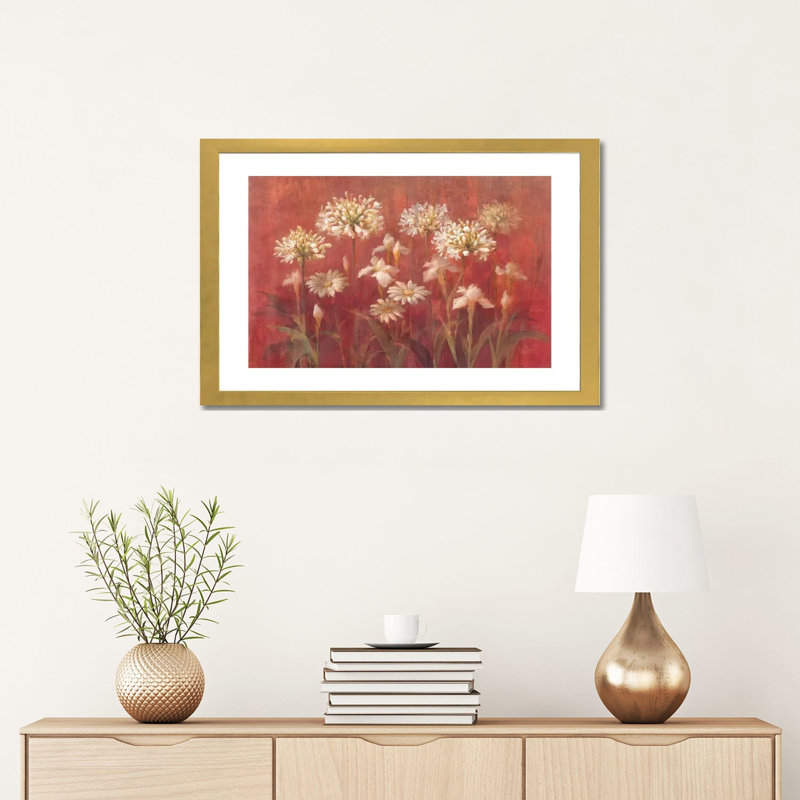 Coastal Hydrangea par Danhui Nai - reproduction d'art, H 16 po x l 24 po x P 1 po, Papier encadré doré, Blanc
