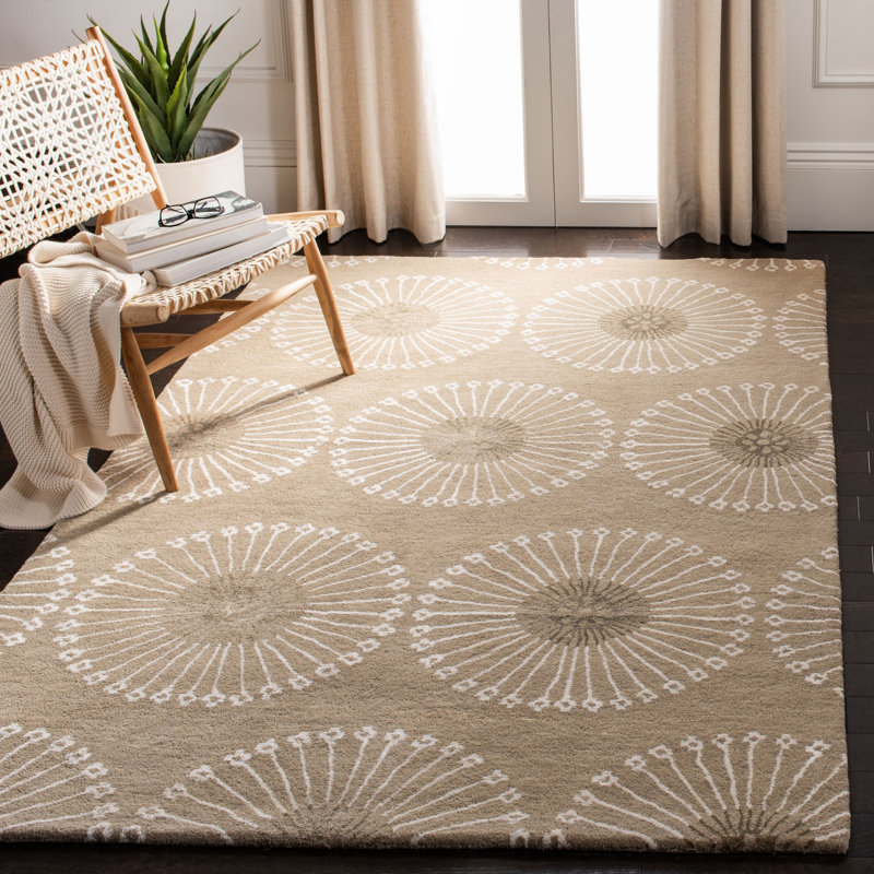 Avayah Soho Hand Tufted Wool Floral Rug, Rectangle 7'6" x 9'6"