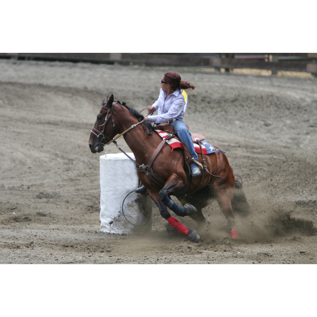 Barrel Racing Turn von Rhyman007 - Kunstdrucke ohne Rahmen auf Leinwand