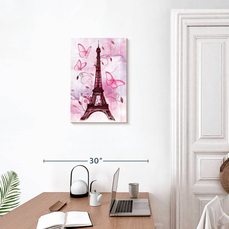 Lilie à Paris, H 24 po x l 16 po