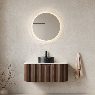 Meuble-lavabo de 36 po avec lavabo et lavabo, armoires de rangement à bords arrondis et rayés avec tiroir, lavabo rond en céramique noir et plateau en pierre frittée blanc de Carrare, pré-assemblé, couleur grain de bois noyer foncé