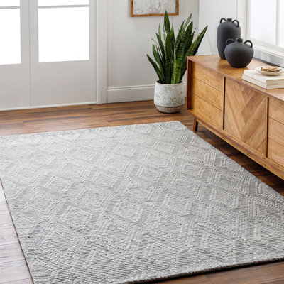 Rectangle Roeline Argyle PET Wool Area Rug in Gray