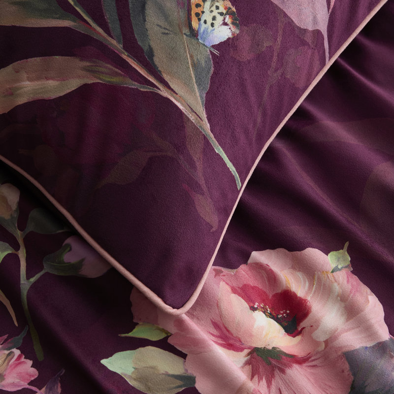Soiree Tatiana Duvet Cover Set Berry, King Size Bed (230 x 220 cm)