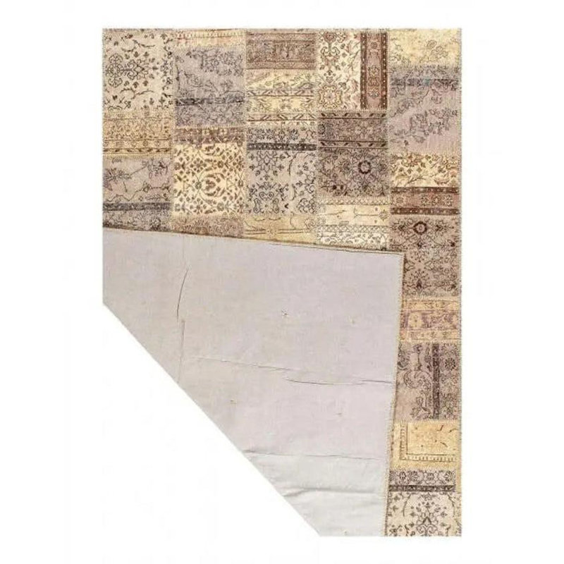 Vonzay Oriental Area Rug