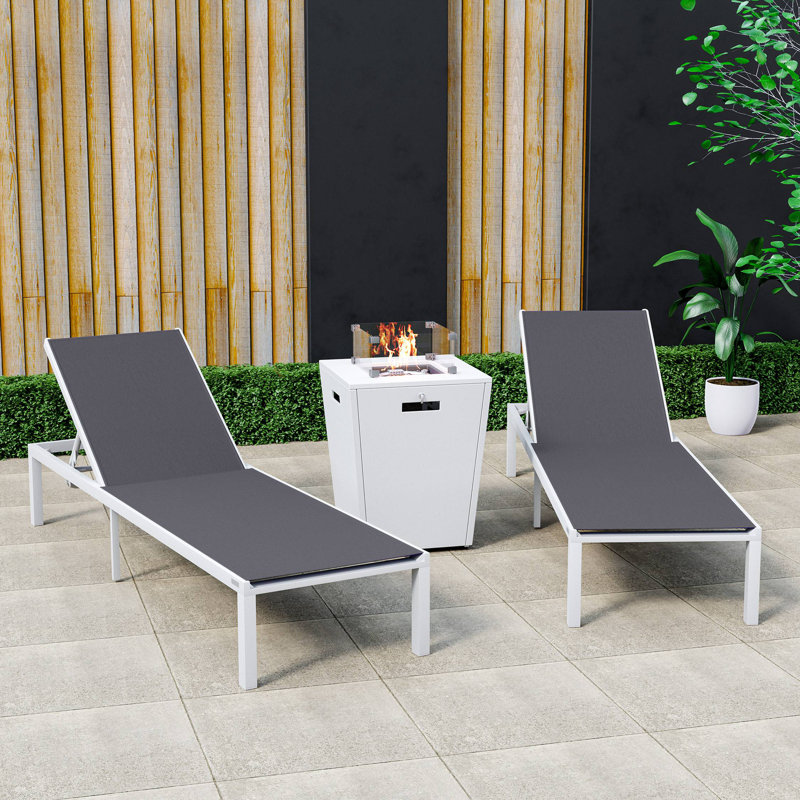 Outdoor Rust-Resistant Metal Chaise Lounge with Table, Black