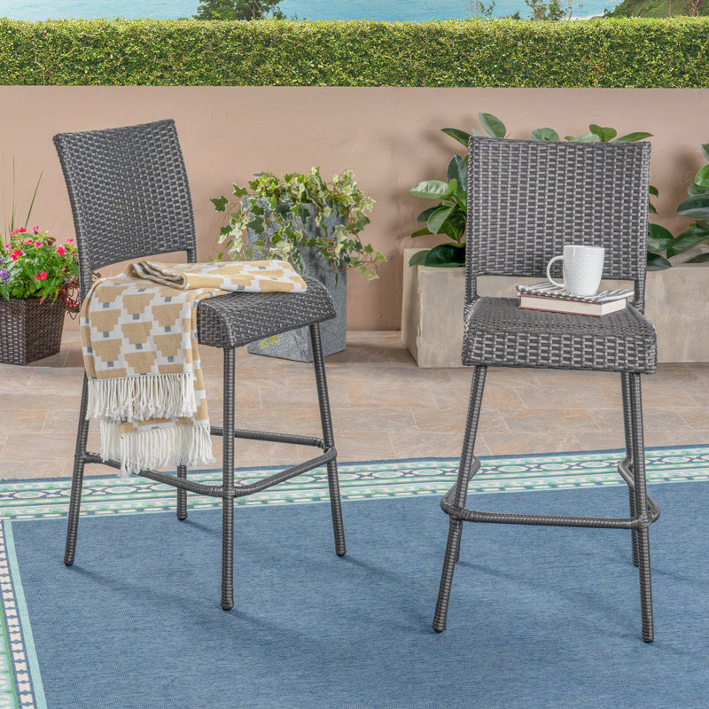 Ensemble de 2 tabourets de bar 29 po en rotin PE sans accoudoirs, Gris