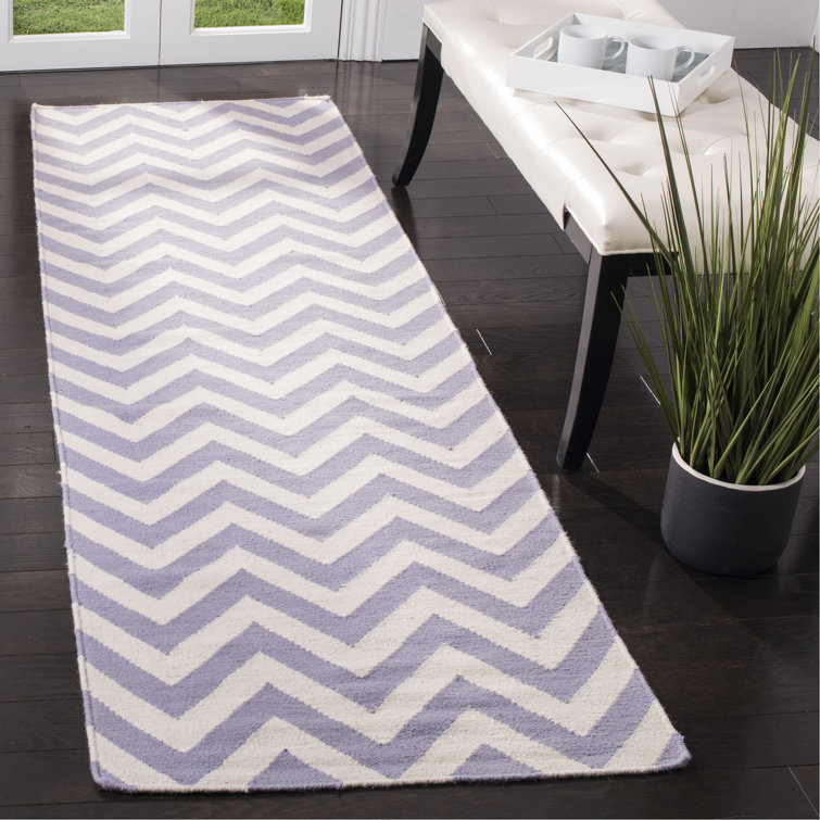 Emek Hand Woven Flat Weave Wool/Cotton Chevron Rug in Purple/Ivory