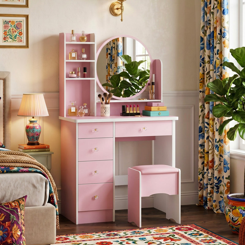 Vanity, Pink