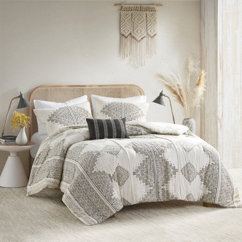 Ibiza 4 Piece Printed Comforter Set with Throw Pillow, Full/Queen Comforter + 2 Shams + 1 Pillow