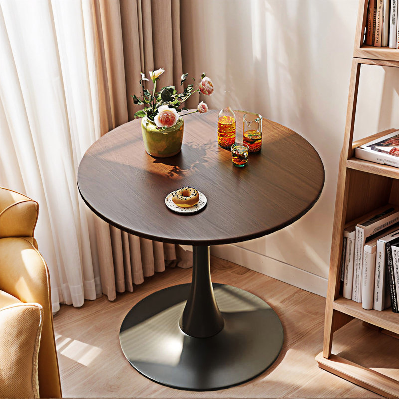 Table basse ronde, Noyer