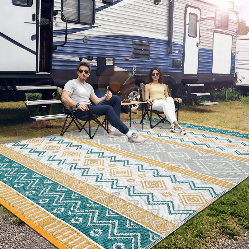 10' x 14' Reversible Outdoor Rug, Waterproof Plastic Straw Weave, Lightweight Foldable Design, Boho Style Patio Rug for Deck, Balcony or Picnic